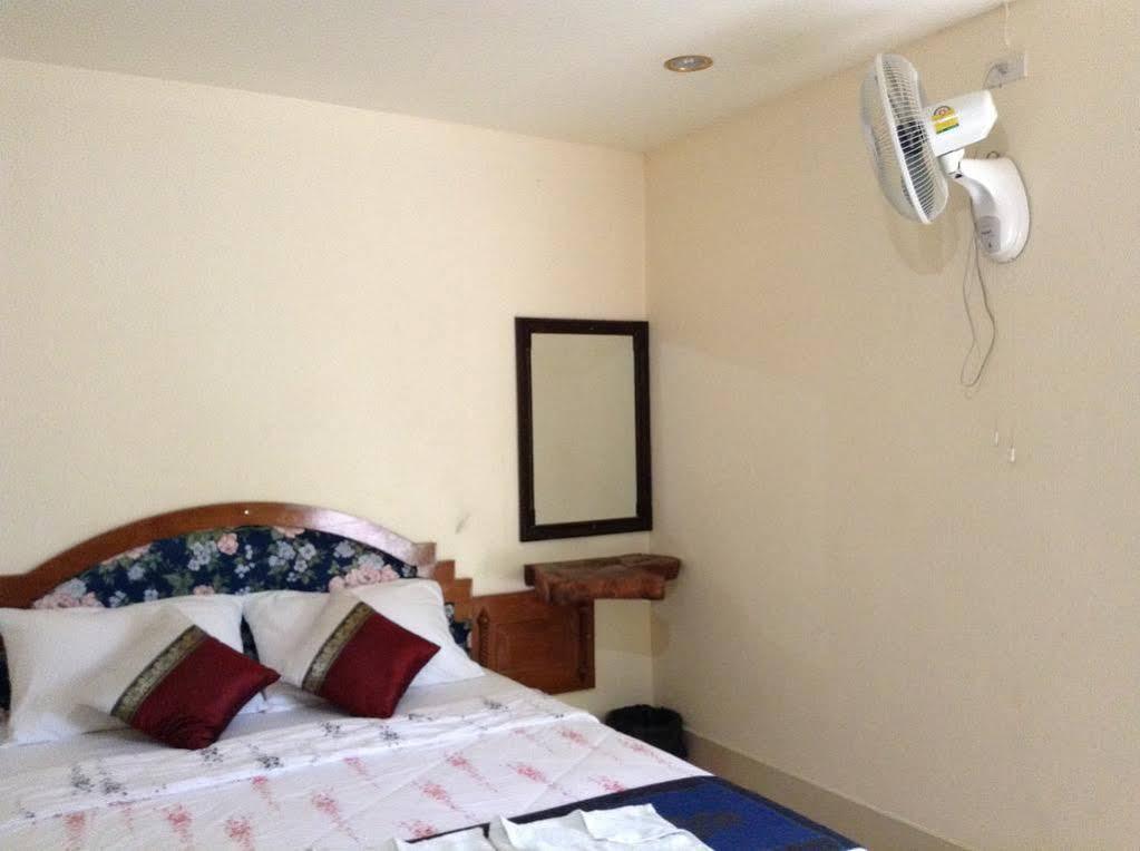 Discovery House Hotel Sha Plus Nai Yang Beach Exterior foto